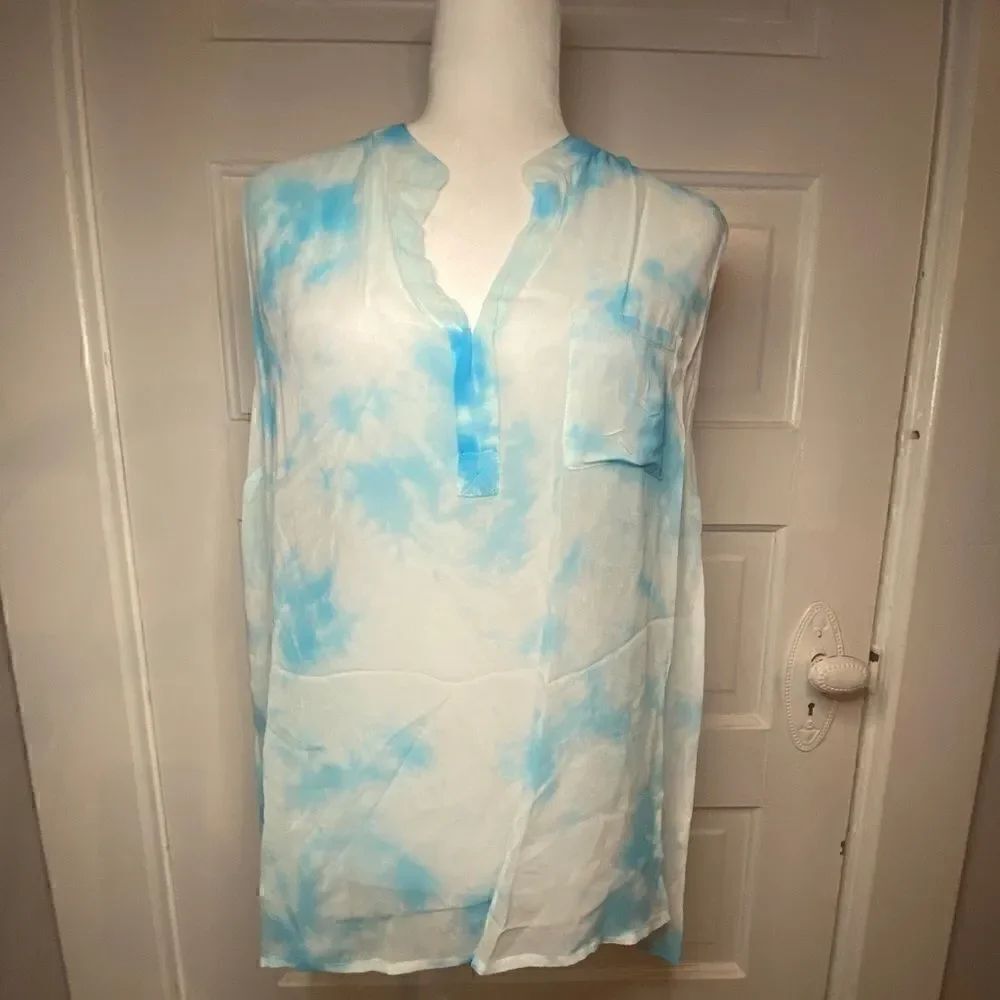 NWTs Gypsy 05 Cloudy Blue Sky Sheer Sleeveless Top Size Small